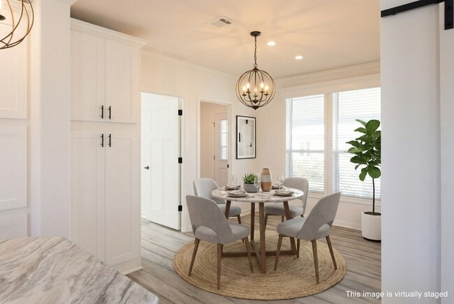 Photo - 5972 Brigadoon Wy