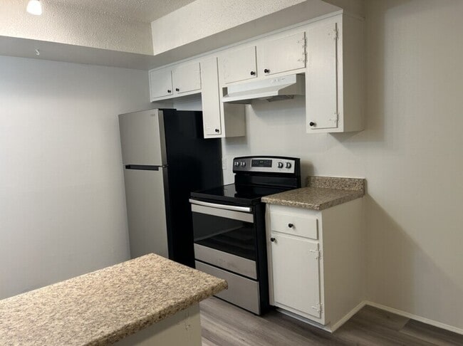 Photo - 11854-11856 Inglewood Ave