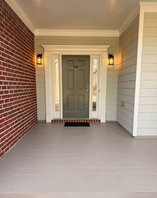 Photo - 1098 Frog Leap Trl NW