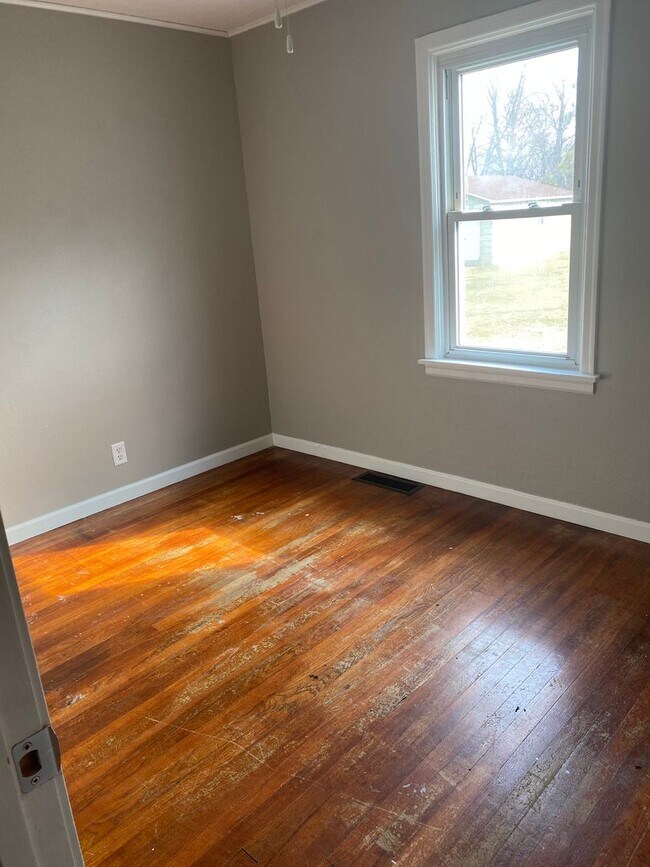 Photo - Three Bedroom House