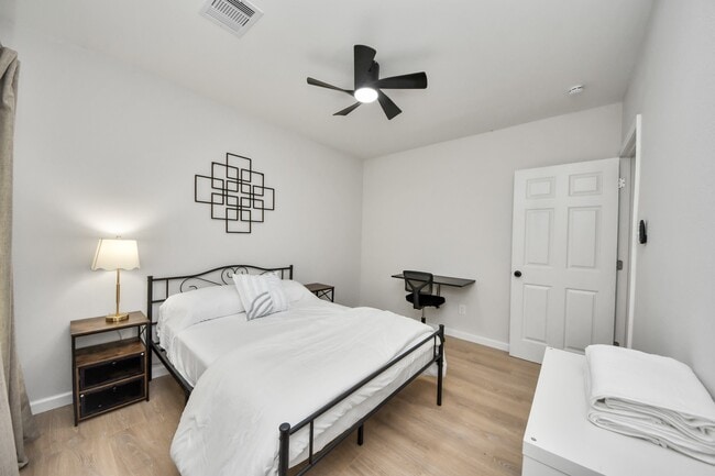 Photo - 2811 Winbern St