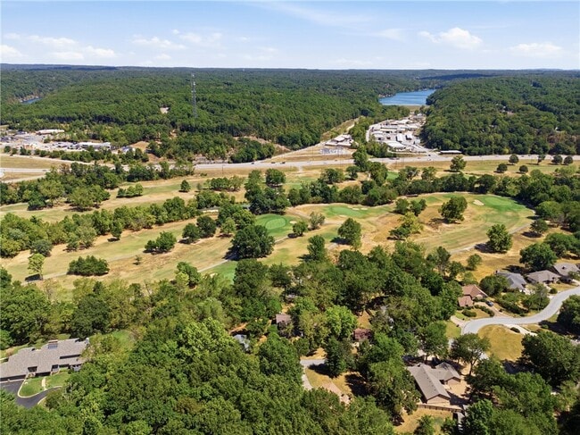 6 Nottingham Cir
