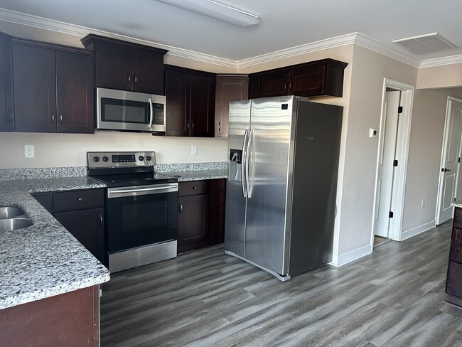 Photo - 74 Bellvue Dr