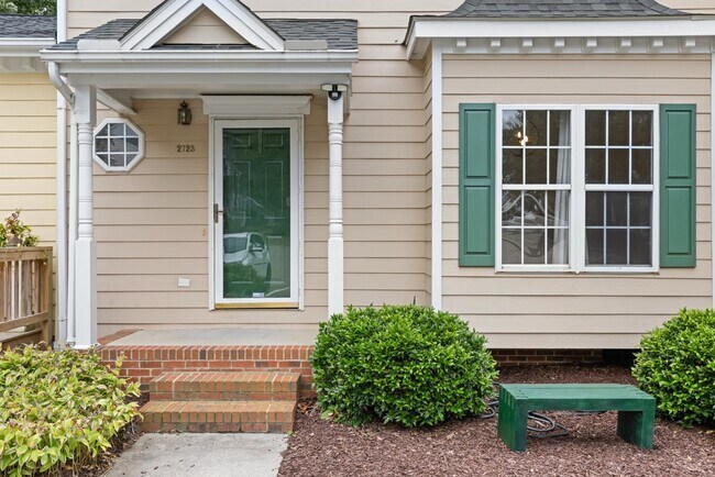 Photo - 2723 Sterling Park Dr
