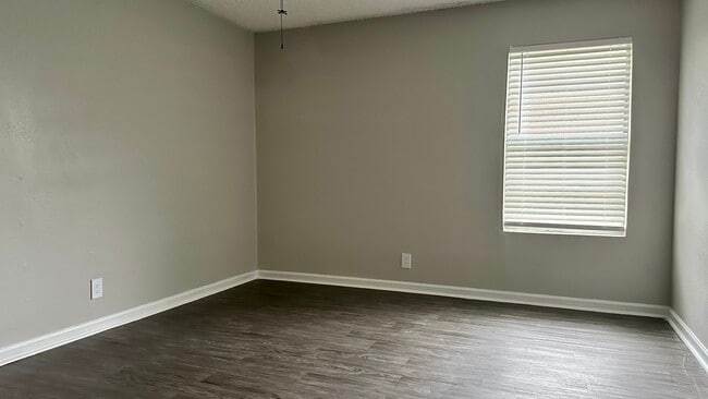 Arya Apartments