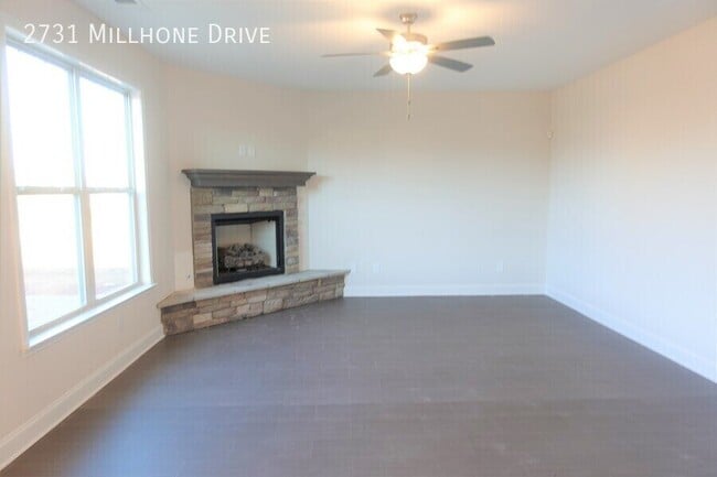 Photo - 2731 Millhone Dr