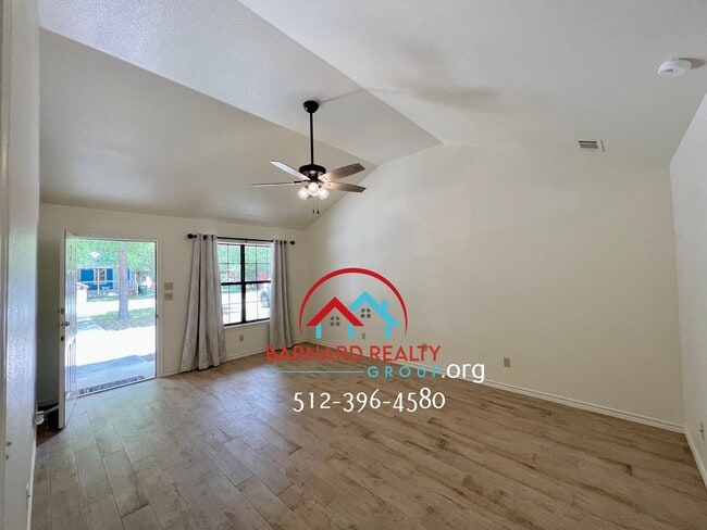 Photo - Available July 25: Well Maintained 3/2 Duplex
