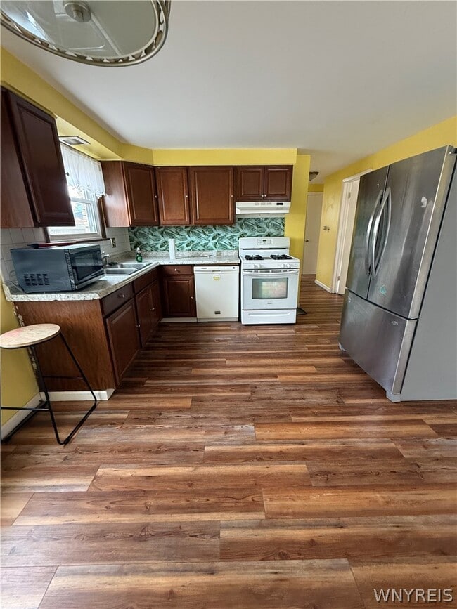 Photo - 175 Vern Ln