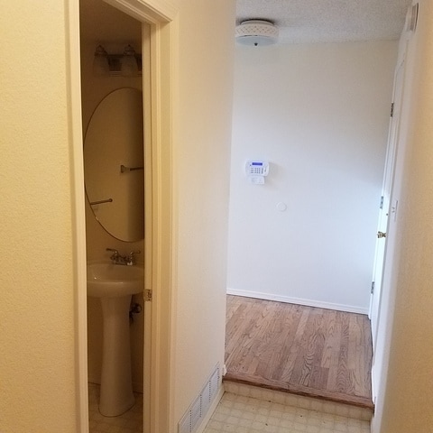 Photo - 6050 Scout Dr