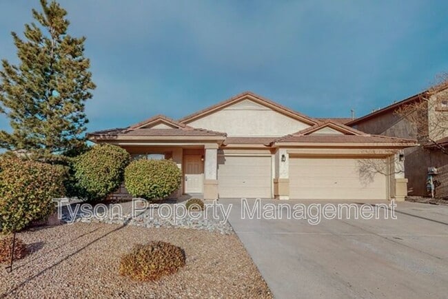 Building Photo - 1500 Montiano Loop SE
