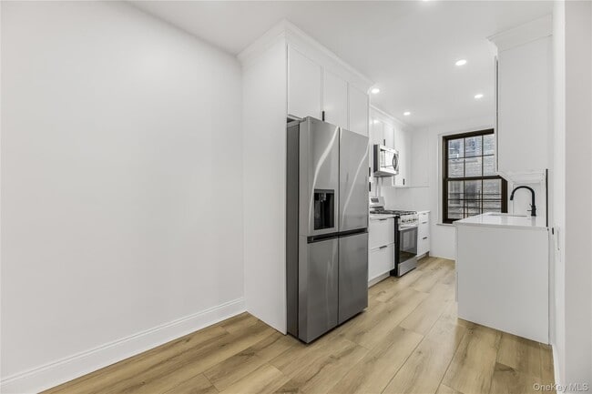 Photo - 1100 Grand Concourse Unit 5H