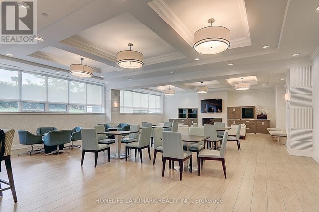 Photo - 370 Hwy 7 Unit 906