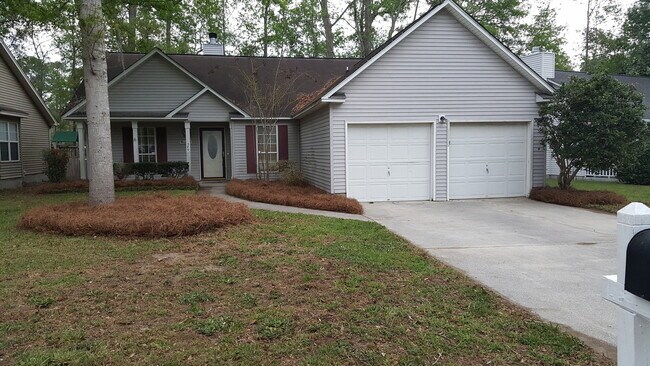 Cozy 3 bedroom Home - Cozy 3 bedroom Home
