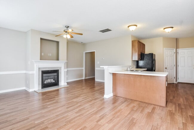 Photo - 7004 Paint Rock Ln