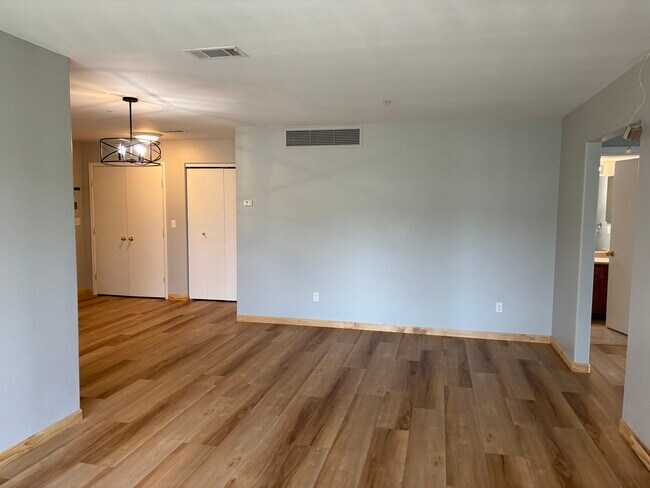 Photo - 788 Castle Valley Blvd Unit F
