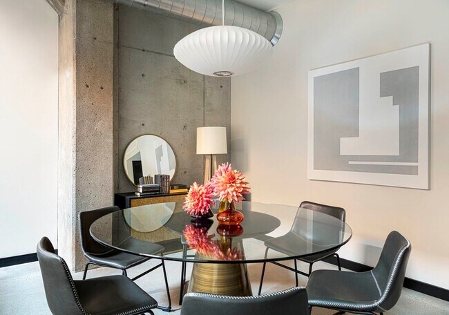 Photo - 1060 Broadway Unit 002