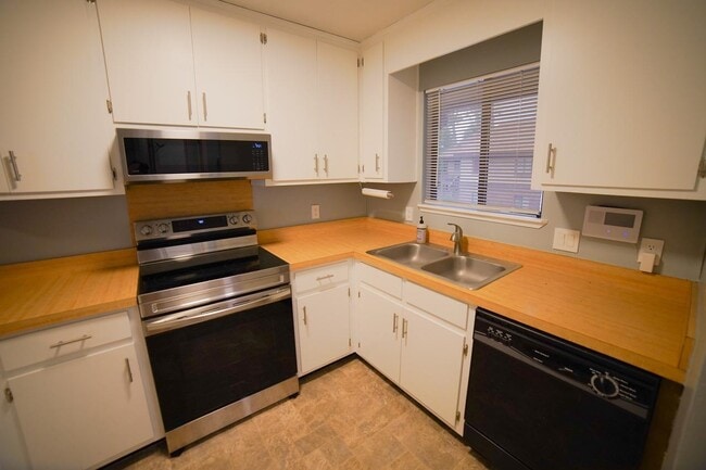Photo - 216 Dixie Dr Unit E6