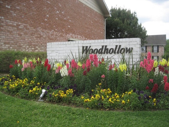 Photo - Woodhollow Apartments