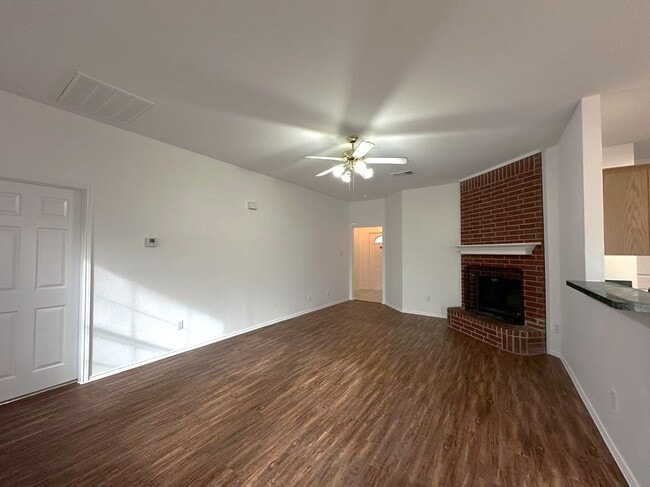 Photo - 5435 Dove Dr