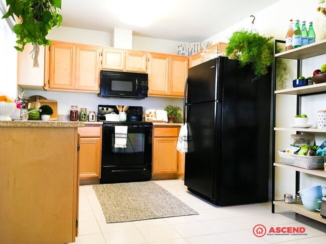 Photo - 600 Hosking Ave Unit 600 Hosking Ave #5D