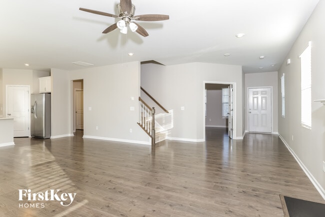 304 Whispering Wind Way
