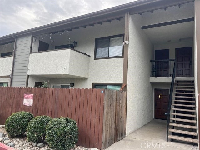 1214 Huntington Dr Unidad C