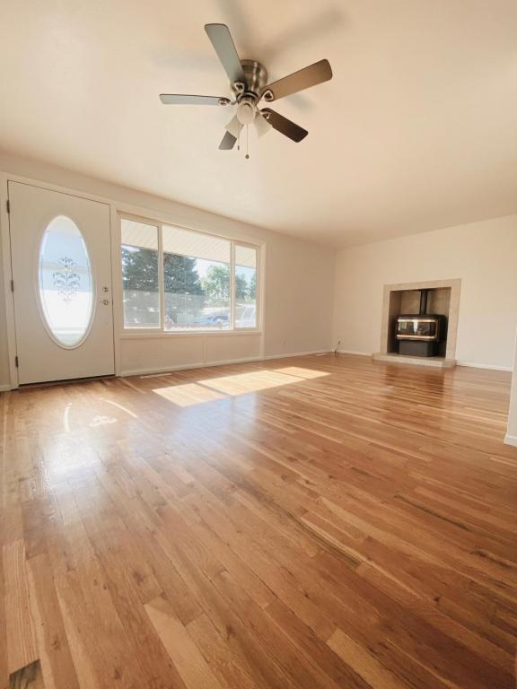 Photo - 737 Anthon Ave