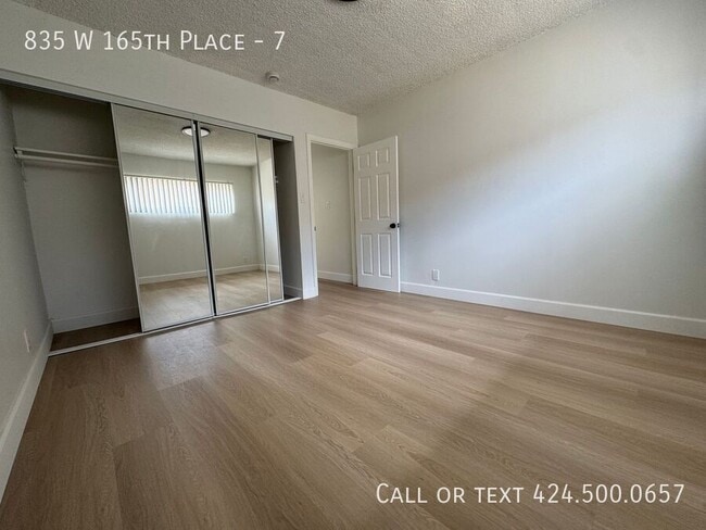 Photo - 835 W 165th Pl Unidad 7