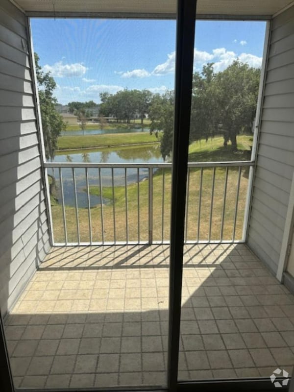 Building Photo - 1218 Bermuda Lakes Ln Rental