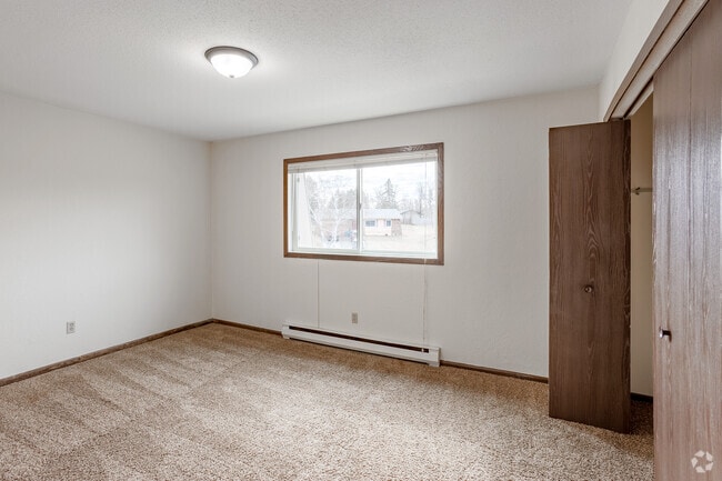 2BR, 1BA - Primary Bedroom
