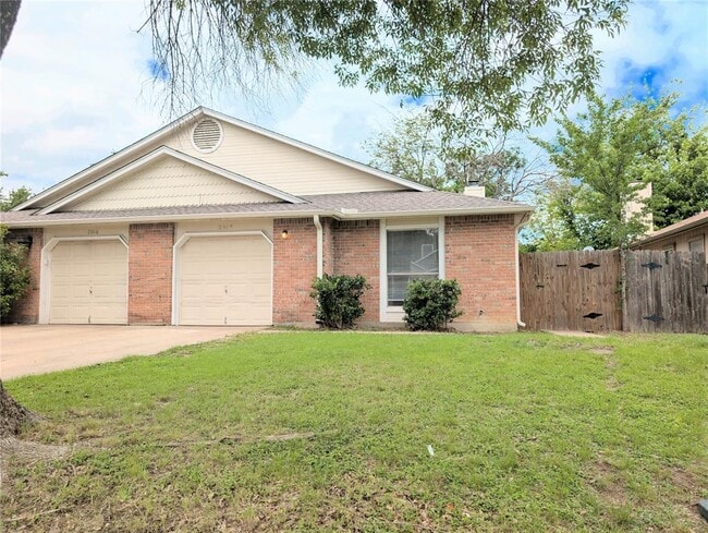 Building Photo - 2018 Redwing Way