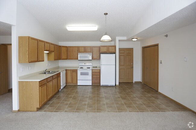 Huntington Pointe Apartments