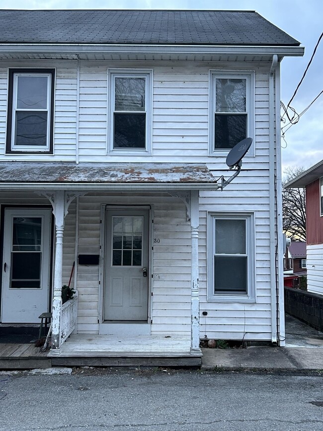 Photo - 30 Union St Townhome