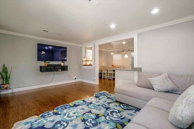 Photo - 1955 Wingate Way