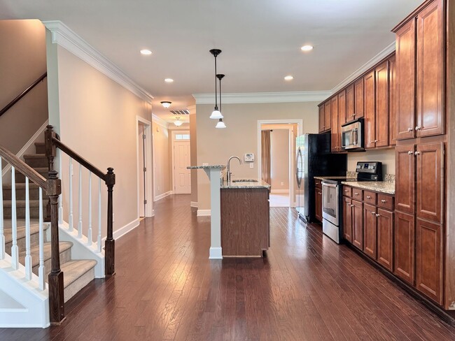 Photo - 3 Bedroom, 3 Bathroom Home w/ 2 Car Garage and Fence Backyard