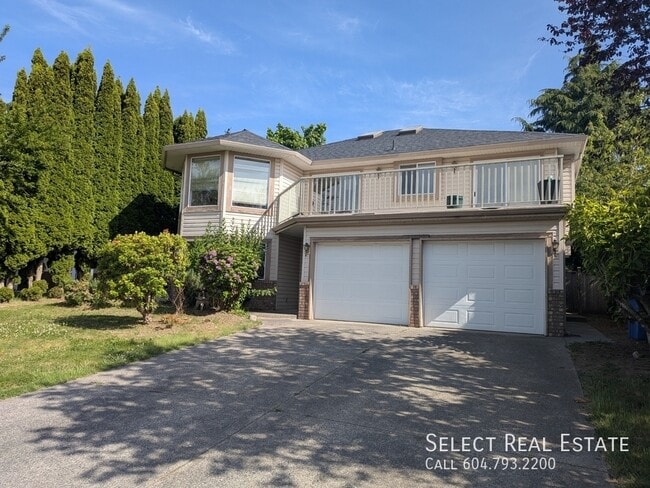 Building Photo - 31033 Upper MacLure Rd
