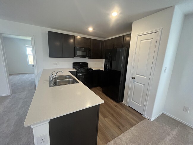 Photo - 2314 Red Sky Dr