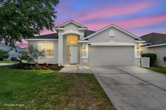 Building Photo - 447 higher comb Dr