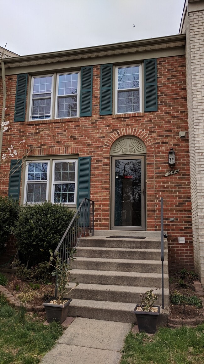 Photo - 13914 Woods Run Ct