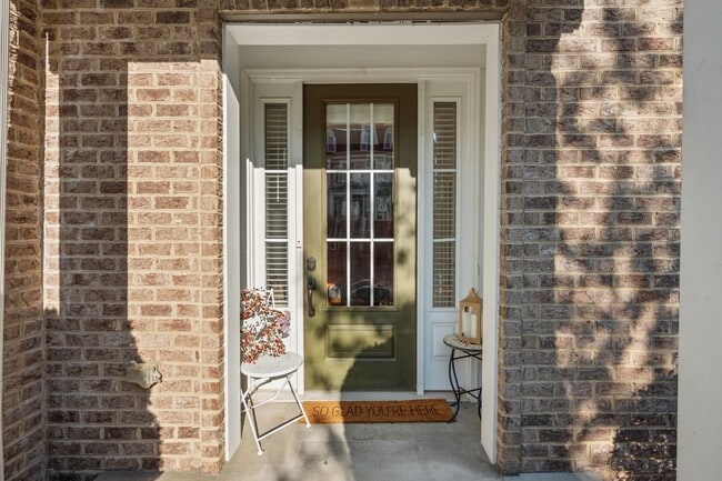 Photo - 337 Osona Ln