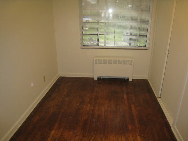 Photo - 530 Castleton Ave Unit 524