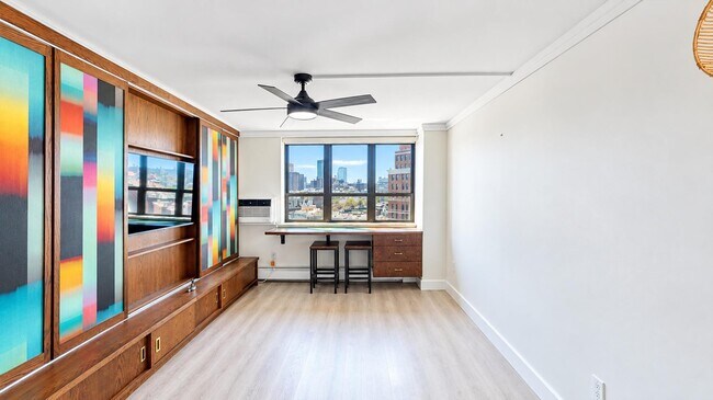 300 W 110th St Unit 15-G