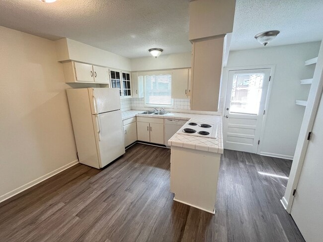 Photo - Two-Bedroom, 1.5 Bath Town Home Located near 48th Av North in Myrtle Beach!
