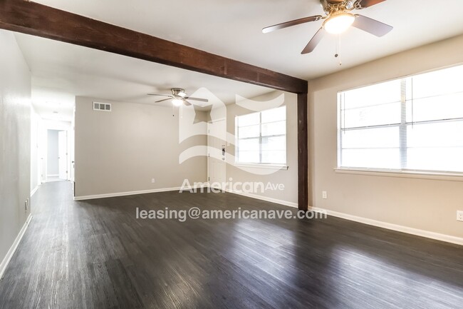 Photo - 5500 Allen St