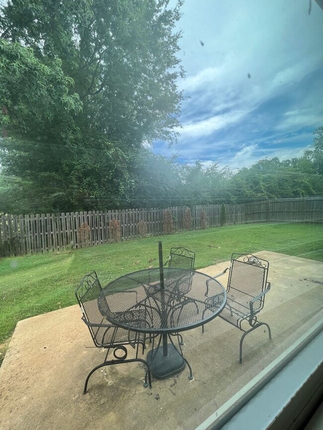 Photo - 1021 Parkers Cv