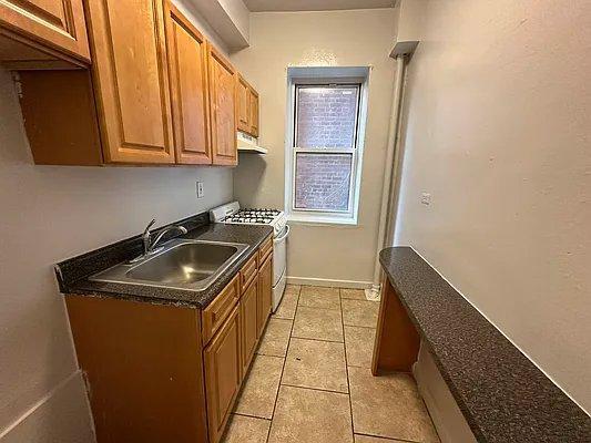 2 bedroom in BRONX NY 10456 - 2 bedroom in BRONX NY 10456 Condo Unit C