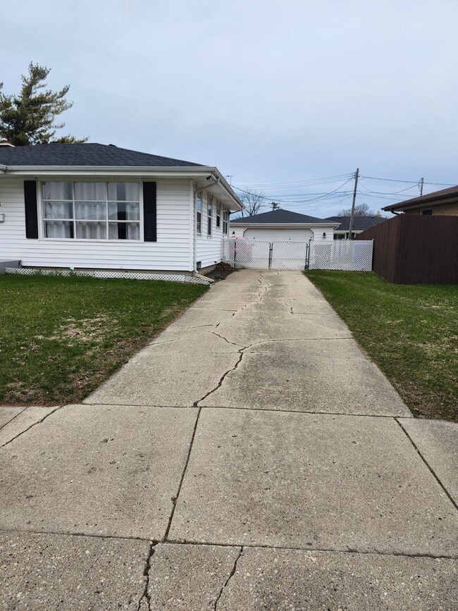 Photo - Northside Ranch - 3 Bedroom 2 Bath - More photos coming soon