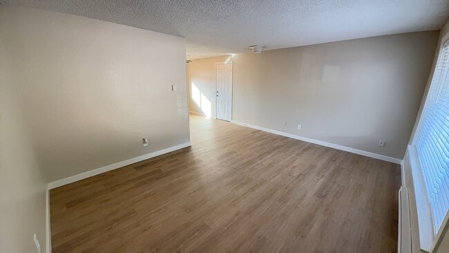 Photo - upgraded 2 bedroom 1 bath condo in downtow... Unit #4