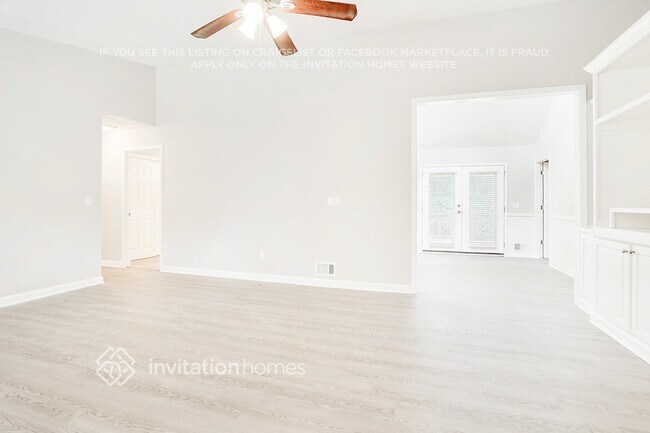 Photo - 4741 Carmichael Chase NE