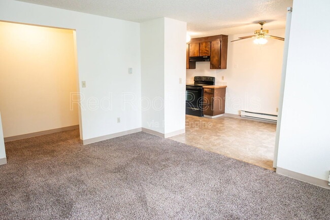 Photo - 302-163 163 St Ct E Unit 6